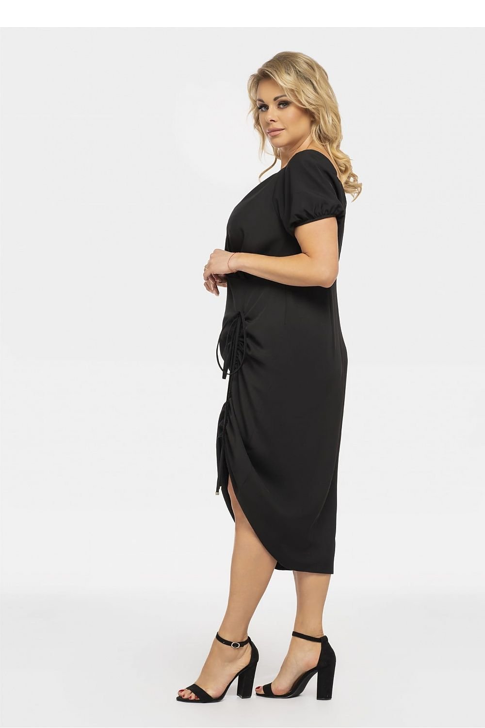 Plus-Size Kleider Model 190953 Karko