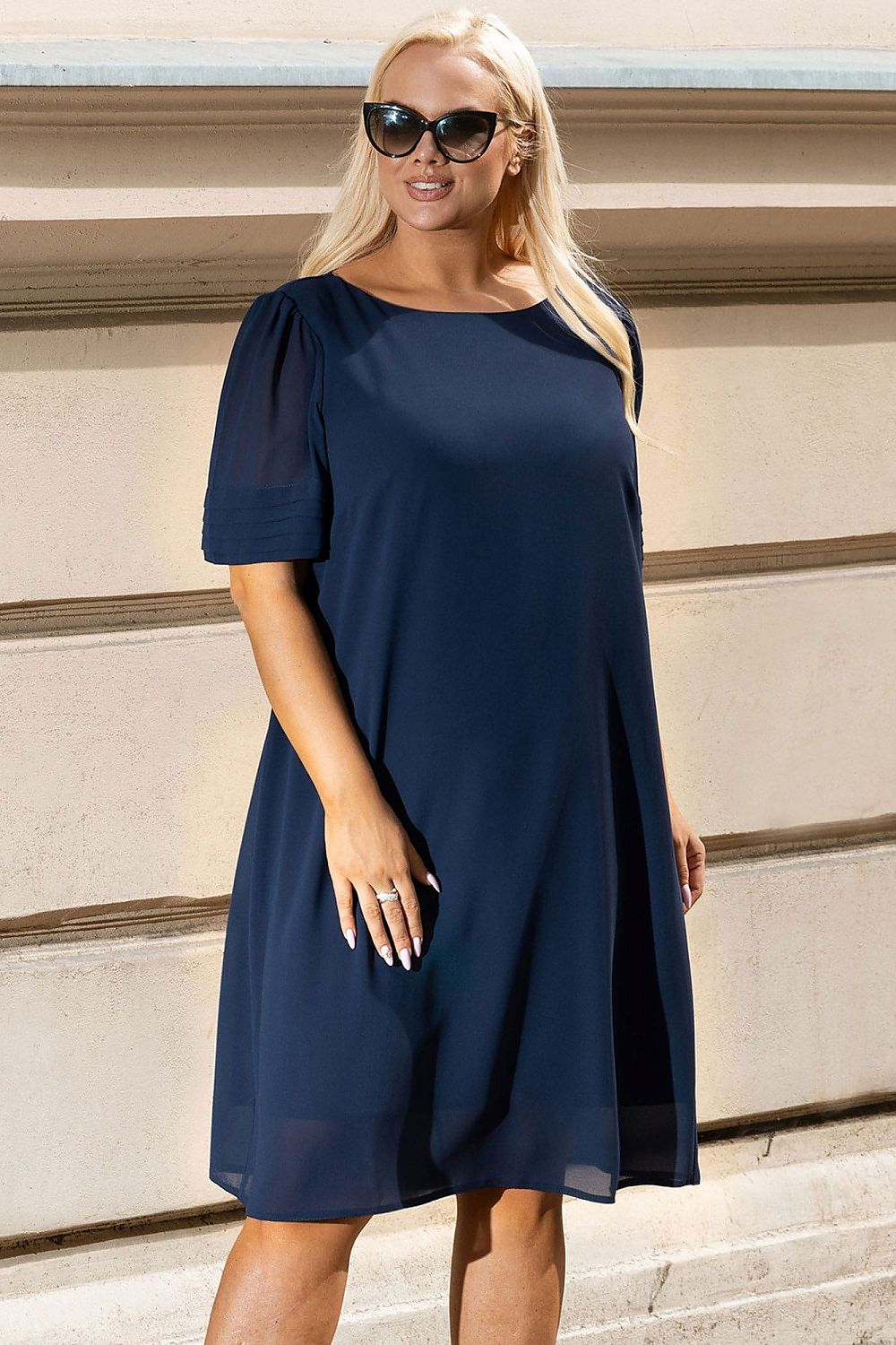 Plus-Size Kleider Model 180452 Karko